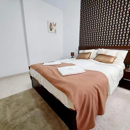 Apartment Mira